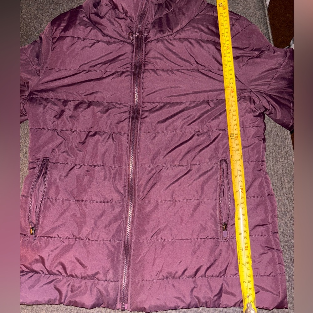 Fabletics puffer jacket - Picture 9 of 10